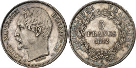 FRANCE
IIe République (1848-1852). 5 francs J. J. BARRE, 2e épreuve, tranche en relief 1852, A, Paris.
Av. (différent) LOUIS-NAPOLEON BONAPARTE (diffé...