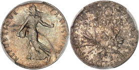 FRANCE
IIIe République (1870-1940). 50 centimes Semeuse 1904, Paris.
Av. REPUBLIQUE FRANÇAISE. La Semeuse à gauche, avec le soleil levant, marchant et...