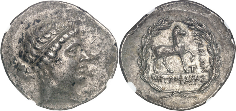 GRÈCE ANTIQUE - GREEK
Éolide, Kymé. Tétradrachme stéphanophore au nom de Métroph...