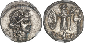 RÉPUBLIQUE ROMAINE - ROMAN REPUBLIC
Jules César (60-44 av. J.-C.). Denier ND (printemps-été 48 av. J.-C.), Illyrie, Apollonia ?
Av. LII. Tête de la Cl...