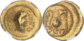 RÉPUBLIQUE ROMAINE - ROMAN REPUBLIC
Jules César (60-44 av. J.-C.). Aureus ND (46 av. J.-C.), Rome.
Av. C. CAESAR COS. TER. Buste de Vesta voilée à dro...