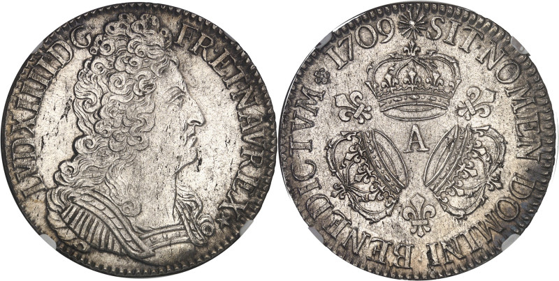 FRANCE / CAPÉTIENS - FRANCE / ROYAL
Louis XIV (1643-1715). Écu aux trois couronn...