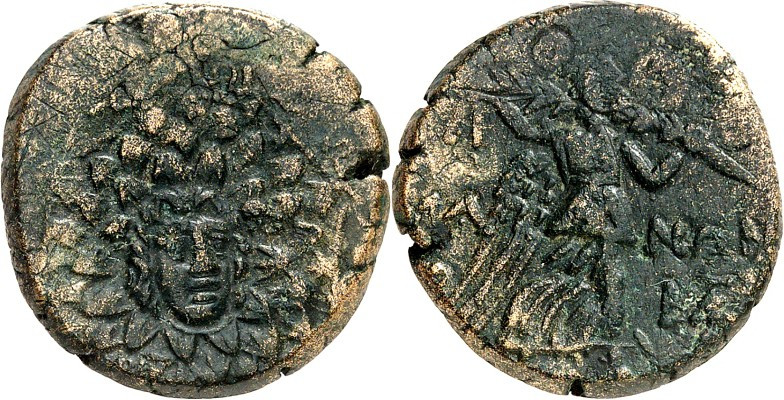 PONTOS. 
STÄDTE. 
KOMANA. AE-Tetrachalkon 21mm (85/65 v.Chr.) 6,65g. Aigis mit...
