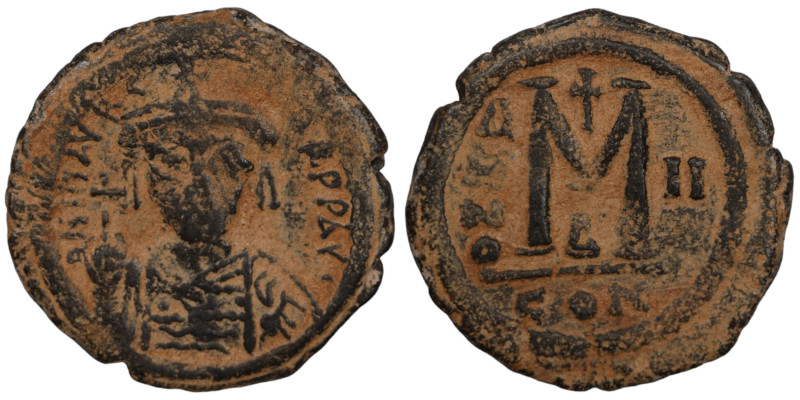 Maurice Tiberius. (582-602 AD). Follis. (30mm, 12,44g) Constantinople. Obv: bust...