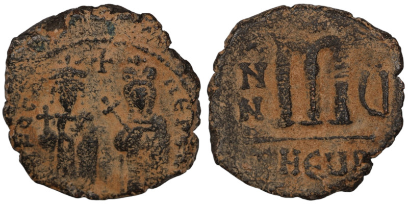 Justin II. and Sophia. (565-578 AD). Follis. (26mm, 9,68g) Theoupolis. Obv: Just...