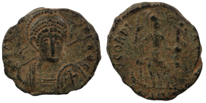 Arcadius. (402 AD). Æ Centenionalis. (17mm, 2,87g) Antioch. Obv: D N THEODOSIVS ...