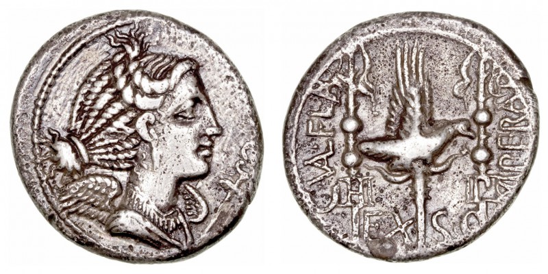 Valeria
Denario. AR. (82 a.C.). A/Busto alado de la Victoria a der., delante ca...