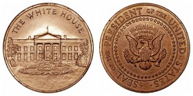 Medalla. AE. s/f. White House. Seal of the President of the United States. 33.00mm. En estuche original. SC.