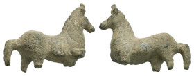 Weight 21.52 gr - Diameter 38 mm Bronze horse figure ancient.