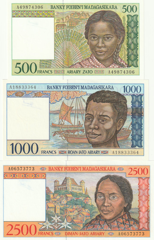 Madagascar 500, 1000, 2500 Francs 1988-94 Lot of 3 Banknotes

Pick#75,76,81 UN...