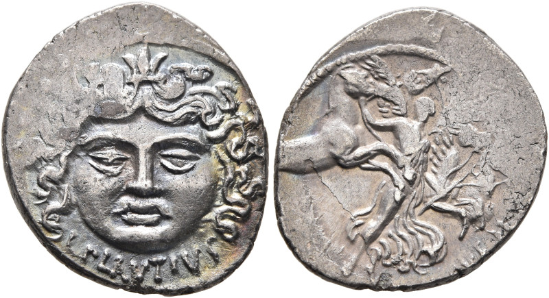 L. Plautius Plancus, 47 BC. Denarius (Silver, 19 mm, 3.42 g, 12 h), Rome. L•PLAV...