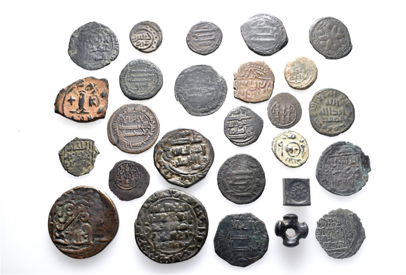 A lot containing 26 bronze coins. All: Islamic. About very fine to very fine. LO...