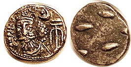 ELYMAIS, Orodes III, Æ Drachm, GIC-5910, Facg bust/ dashes, EF, well struck, bro...