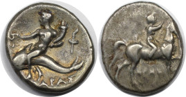 Griechische Münzen, KALABRIEN. Tarent. Nomos oder Didrachme ca. 272-240 v. Chr. Magistrat Agatharchos. (6,36 g. 20,5 mm). Vs.: Ephebe zu Pferd. Rs.: T...
