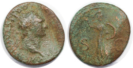 Römische Münzen, MÜNZEN DER RÖMISCHEN KAISERZEIT. Titus (79-81 n. Chr), für Domitianus?? AE 81-81 n. Chr. (8,58 g. 27,5 mm) Vs.: Belorbeertes Kopf nac...