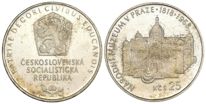 Cecoslovacchia - 25 Korun 1968 - KM#64 - Ag - Patina

qFDC

SPEDIZIONE IN TU...