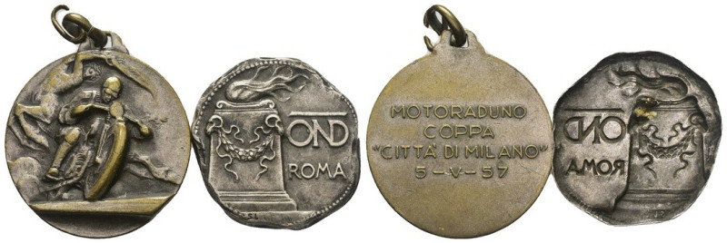 Lotto n.2 Medaglie composto da: Motoraduno, Coppa, Milano 1957, gr. 6,74 mm 25 -...