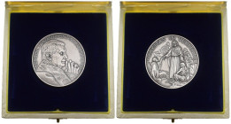 Benedetto XVI (2005-2013) - Medaglia anno VI - Ag - gr. 40,39; Ø mm 44 - Mont. 6 - in cofanetto e confezione di zecca

FDC

SPEDIZIONE IN TUTTO IL...