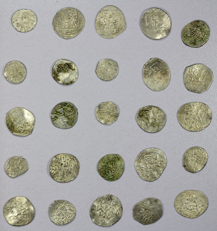 SA'DIAN SHARIFS: LOT of 25 silver dirhams, including A-557, Abu Muhammad 'Abd Al...