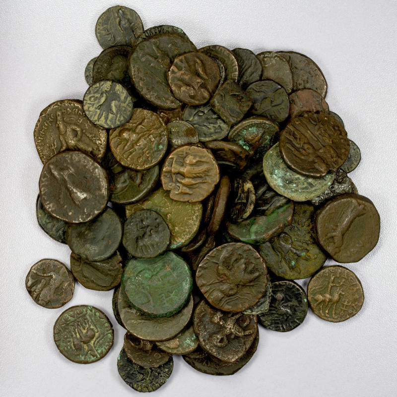 KUSHAN: LOT of 80 copper coins, many of Vima Takto (both full unit and fractions...