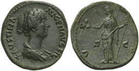 Faustina Minor, Dupondius struck under Antoninus Pius, Rome, AD 145-146; AE (g 14,33; mm 21; h 6); FAVSTINA - AVG PII AVG FIL, draped bust r., hair kn...