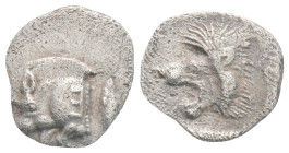 Greek MYSIA, Kyzikos (Circa 450-400 BC) AR obol (12,5 mm, 0,72 g)
Obv: Forepart of boar left; to right, tunny upward.
Rev: Head of roaring lion left;