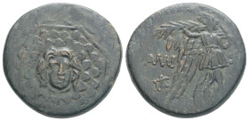 Greek
PONTOS, Amisos, Time of Mithradates VI Eupator (Circa 120-63 BC) AE Bronze (21.6 mm, 7,8 g)
Obv: Aegis with Gorgoneion in centre
Rev: Nike advan...