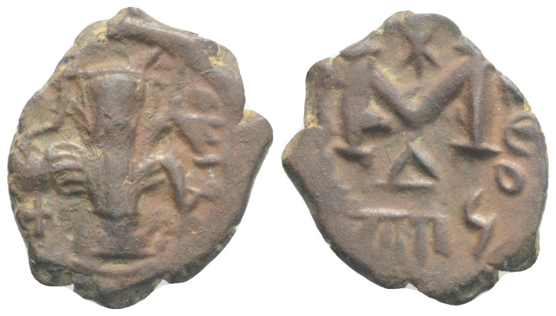 Byzantine Coins, AE Follis, 2,6 g. 14,4 mm.