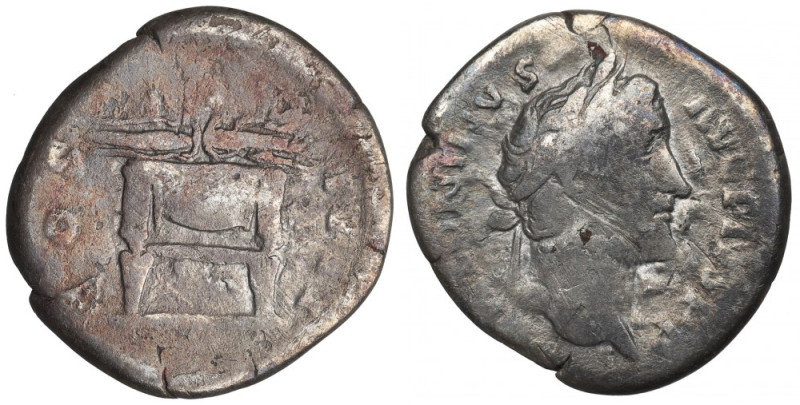 Roman Empire, Antoninus Pius, Denarius Obiegowy, czytelny egzemplarz. Awers: gło...