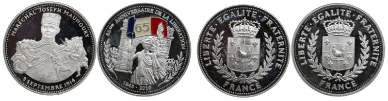 Francja, Zestaw medali pamiątkowych Srebro, Waga łączna 40 g. 

Medale zagrani...
