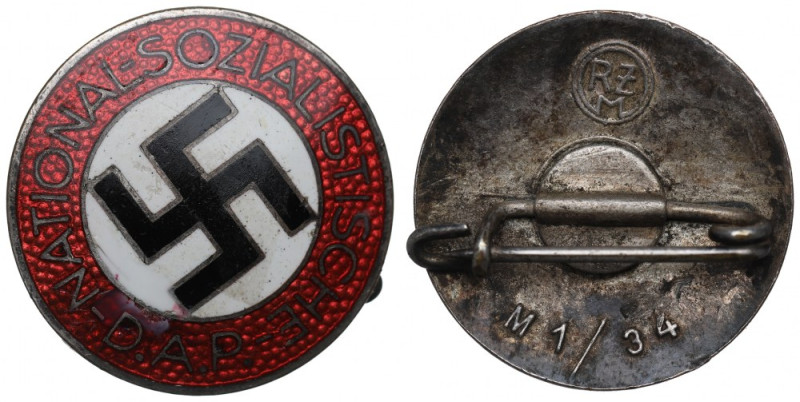 III Reich, NSDAP Badge Bardzo ładny egzemplarz. Sygnowany na odwrociu. Zabrudzen...