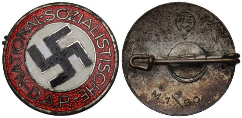 III Reich, NSDAP Badge Bardzo ładny egzemplarz. Sygnowany na odwrociu. Zabrudzen...