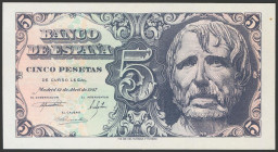 5 Pesetas. 12 de Abril de 1947. Serie D. (Edifil 2017: 454a). Conserva parte del apresto original. SC-.