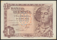 1 Peseta. 19 de Junio de 1948. Serie O. (Edifil 2021: 457b). Conserva la mayor parte del apresto original y puntito de óxido en la esquina superior de...