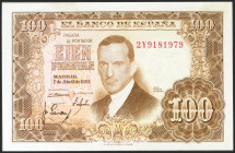 100 Pesetas. 7 de Abril de 1953. Serie 2Y y con la variedad firma calcada al dorso. (Edifil 2021: 464c). Inusual, conservando parte de su apresto orig...