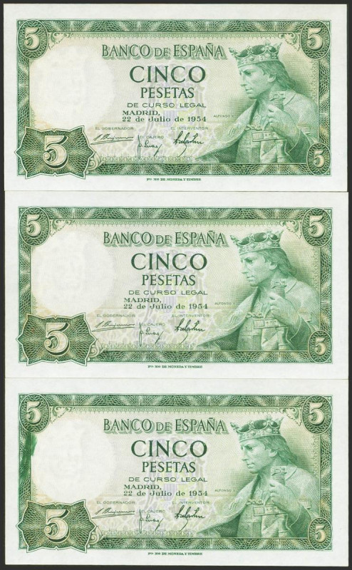 5 Pesetas. 22 de Julio de 1954. Trío correlativo. Serie E. (Edifil 2021: 466a). ...