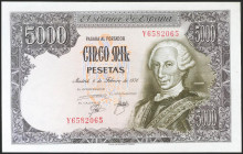 5000 Pesetas. 6 de Febrero de 1976. Serie Y. (Edifil 2021: 475a). Apresto original. SC.