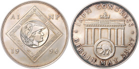 Medaillen auf Numismatik und Prägetechnik. 
Berlin. Silbermed. 1996, unsign. (v. Heinz Hoyer), auf den Kongress des Internationalen Münzhändlerverban...