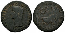 Caesar Augusta. As. 37-41 d.C. Zaragoza. (Abh-587). Anv.: Cabeza de Calígula a inquierda, alrededor G CAESAR AVG GERMANICVS IMP PATER PATRIAE. Rev.: Y...