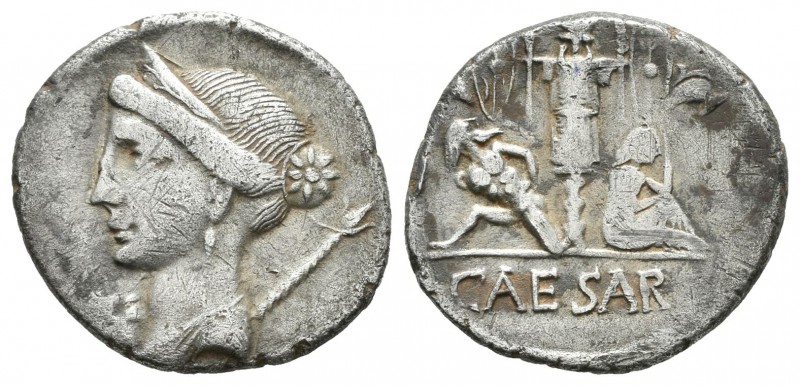 Julio César. Denario. 44 a.C. Galia. (Ffc-12). (Craw-468/2). (Cal-646). Anv.: Ca...
