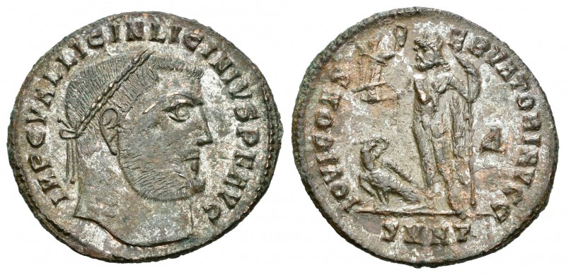 Licinio I. Follis. 313 d.C. Heraclea. (Spink-15240). (Ric-541). Rev.: IOVI CONSE...