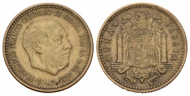 Estado español (1936-1975). 1 peseta. 1947*19-56. Madrid. (Cal-83). 3,46 g. MBC+. Est...45,00.