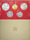 Città del Vaticano, Pio XII (1939-1958), Serie divisionale con oro 1950 (5), in cartoncino originale, FDC
