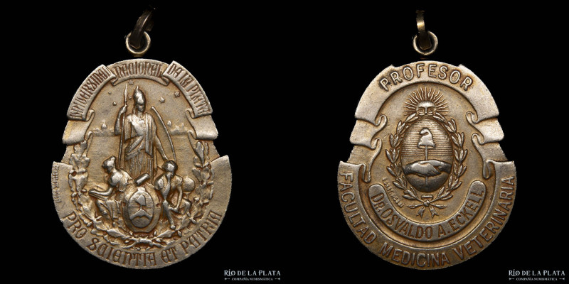 Argentina. Medicina. Premio Prof. Osvaldo Eckell. Universidad Nacional de La Pla...