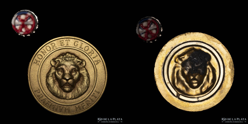 Paraguay. 1957. Centro de condecoración y pin de la Orden Nacional al Mérito. Fa...