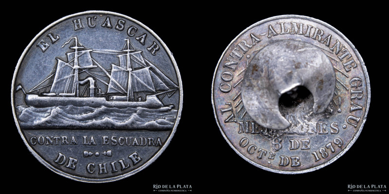Perú. Botón. 1879. Al Contra-almirante Grau. El Huáscar contra la escuadra de Ch...