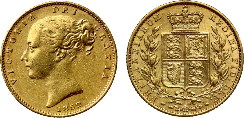 Victoria (1837-1901), gold Sovereign, 1852, second young head left, W.W. raised ...