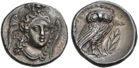 ‡ Italy, Lucania, Heraclea, drachm, c. 281-278 BC, head of Athena facing three-quarters right wearing triple-crested helmet decorated with Scylla; to ...