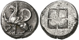 ‡ Thrace, Abdera, octadrachm, c. 520-492 BC, griffin seated left with right forepaw raised; in left field, ivy leaf, rev., quadripartite incuse square...