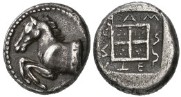 ‡ Thrace, Maroneia, didrachm, c. 450 BC, forepart of horse to left, rev., ΜΑΡΩΝΙΤΕΩΝ retrograde arranged around quadripartite square, 7.11g, die axis ...